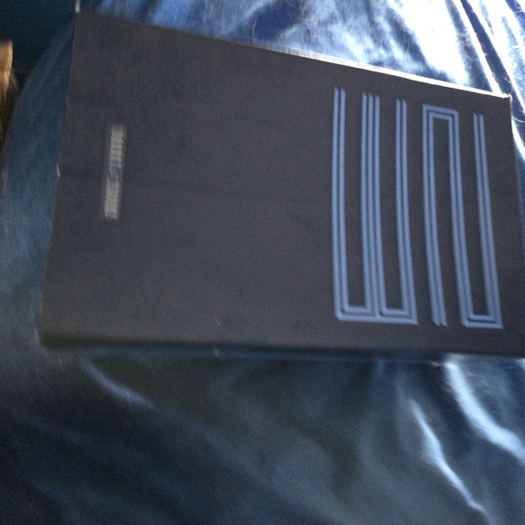 Jordan Athletic Shoes - White and Navy - Picture 5 of 8